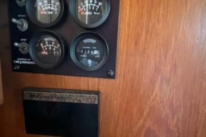 Slide: The Image of Grand Banks 42 Classic Trawler (Hull #1002) 1987 - 5144814