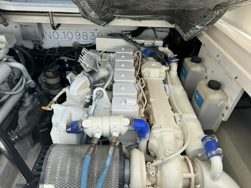 Slide: The Image of Tiara 3100 Open 2000 - 4321112