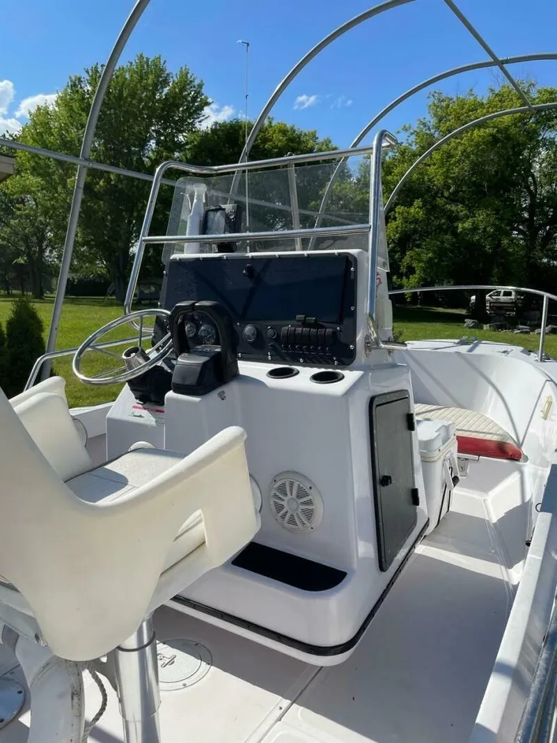 Slide: The Image of Boston Whaler 20 1997 - 4253009