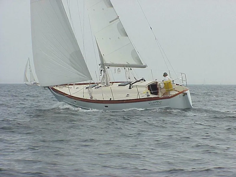 Slide: The Image of Custom Tumbleweed/Tony Skidmore 36 Fin Keel Cutter 2000 - 5145504