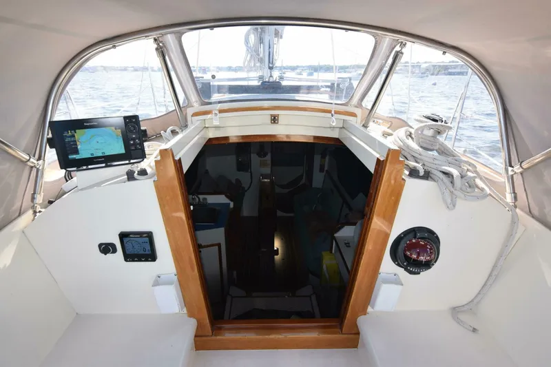 Slide: The Image of Custom Tumbleweed/Tony Skidmore 36 Fin Keel Cutter 2000 - 5145510