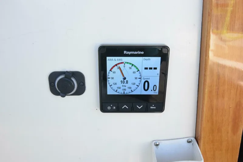 Slide: The Image of Custom Tumbleweed/Tony Skidmore 36 Fin Keel Cutter 2000 - 5145515