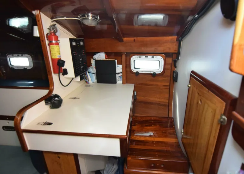 Slide: The Image of Custom Tumbleweed/Tony Skidmore 36 Fin Keel Cutter 2000 - 5145526