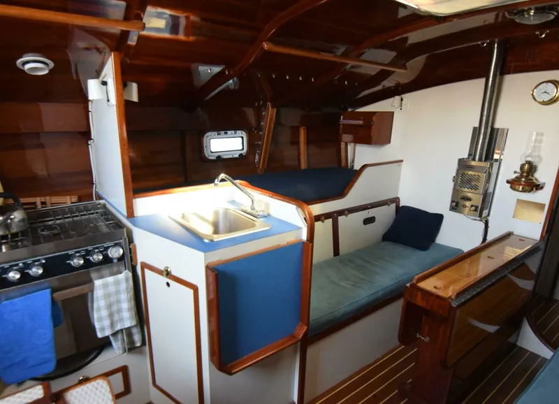 Slide: The Image of Custom Tumbleweed/Tony Skidmore 36 Fin Keel Cutter 2000 - 5145533