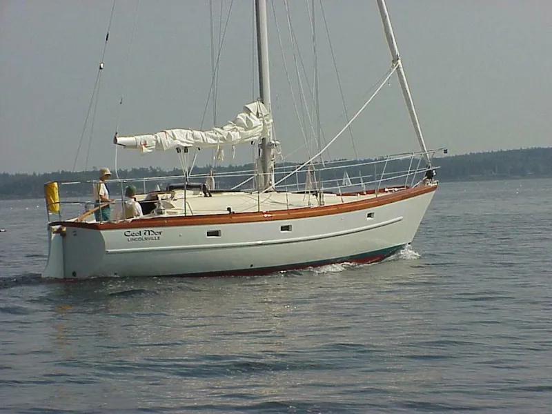 Slide: The Image of Custom Tumbleweed/Tony Skidmore 36 Fin Keel Cutter 2000 - 5145498