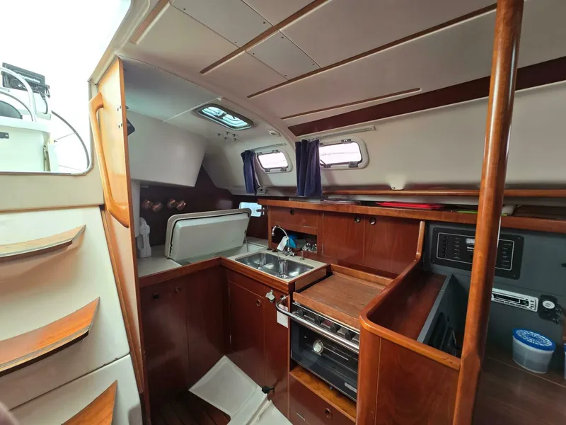 Slide: The Image of Beneteau Oceanis 351 1995 - 5145762