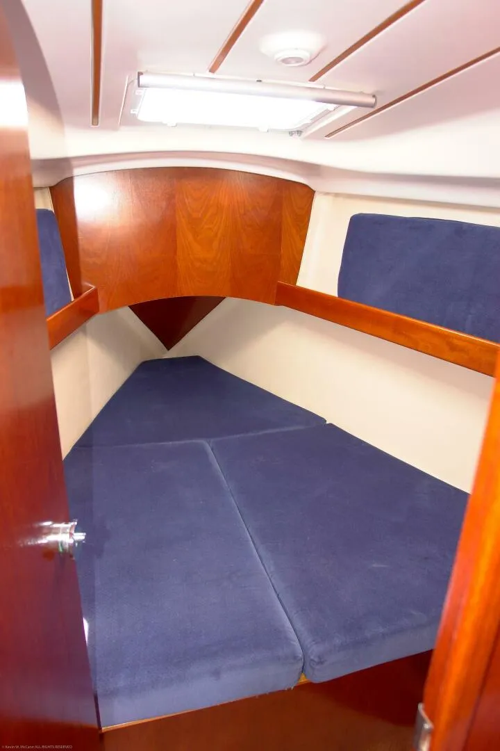 Slide: The Image of Beneteau Oceanis 351 1995 - 5145769