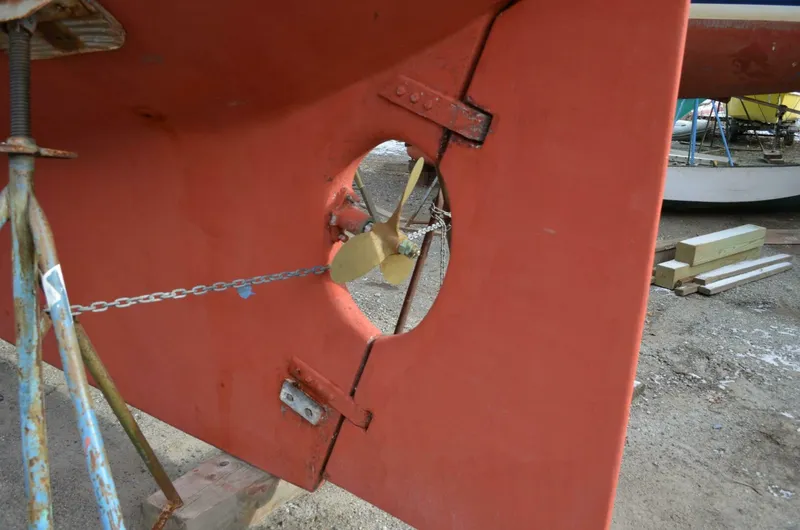 Slide: The Image of Young Sun Cutter 1982 - 5147488