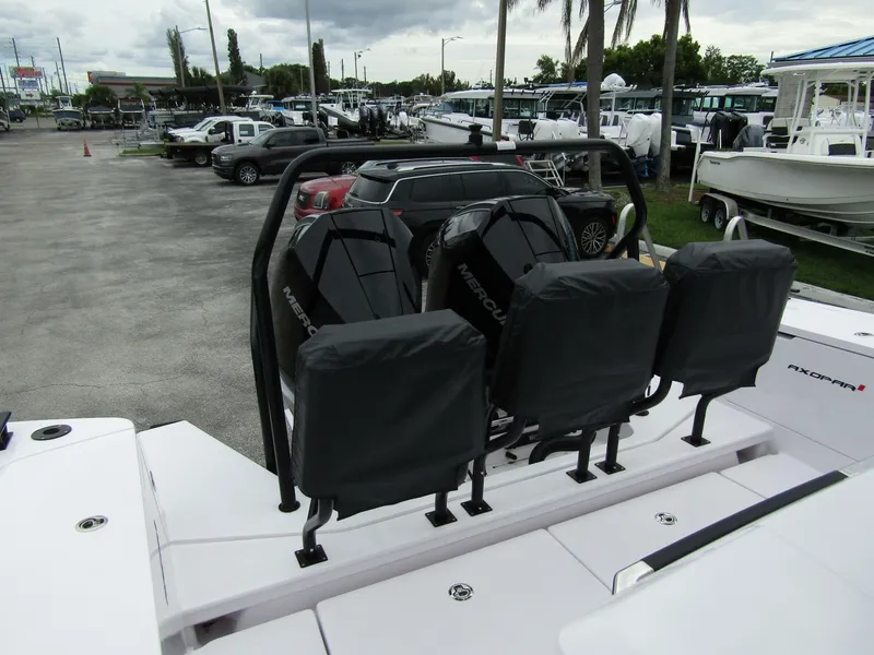 Slide: The Image of Axopar 37XC CROSS CABIN 2024 - 7466858