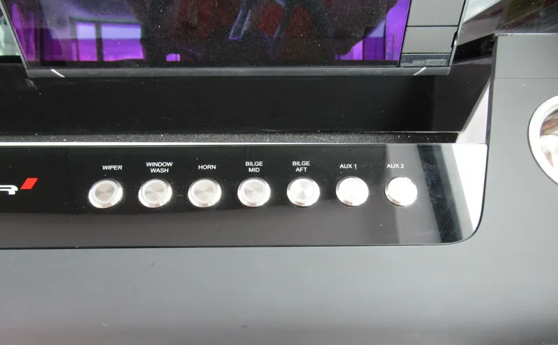Slide: The Image of Axopar 37XC CROSS CABIN 2024 - 7466816