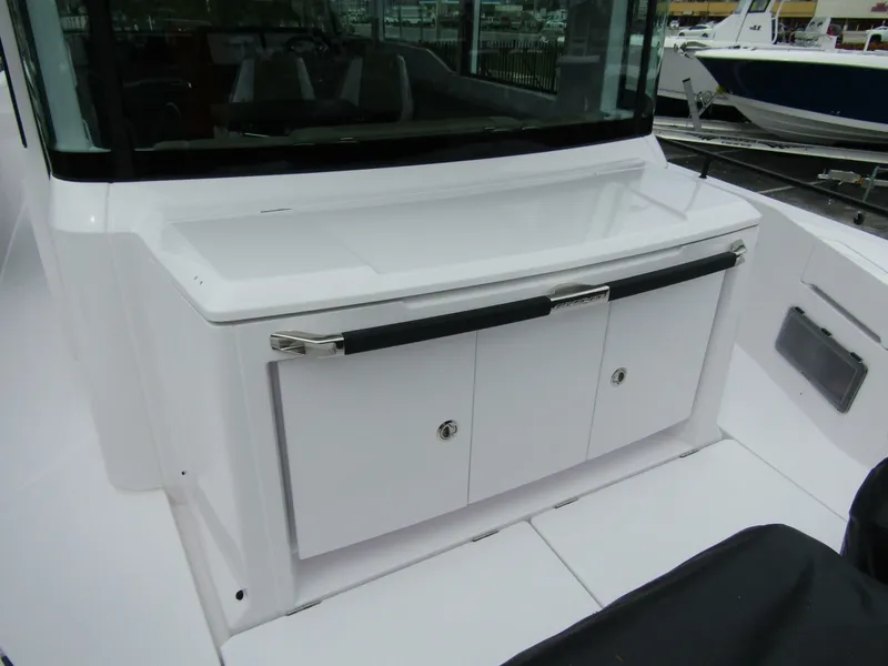 Slide: The Image of Axopar 37XC CROSS CABIN 2024 - 7466843