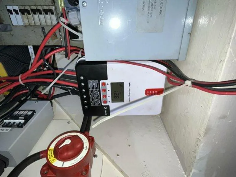 Slide: The Image of Canadian Sailcraft TDM OFFSHORE 1990 - 4257759