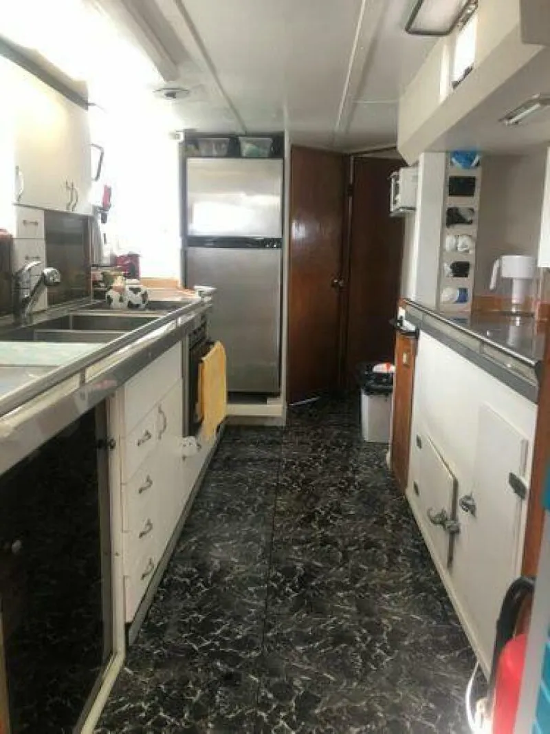 Slide: The Image of Canadian Sailcraft TDM OFFSHORE 1990 - 4899063