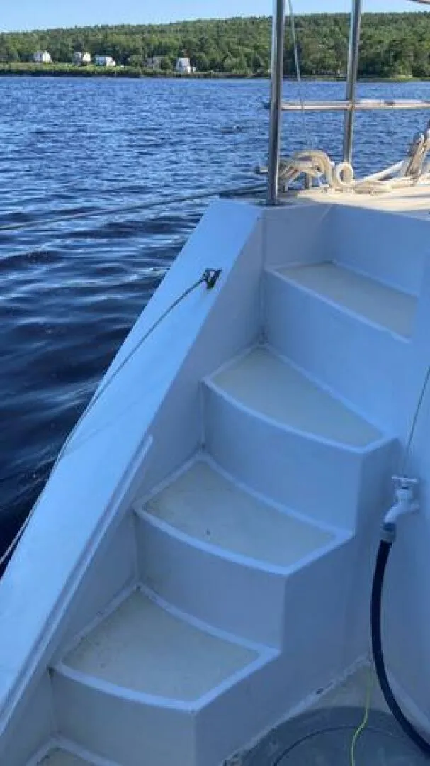 Slide: The Image of Canadian Sailcraft TDM OFFSHORE 1990 - 4899069