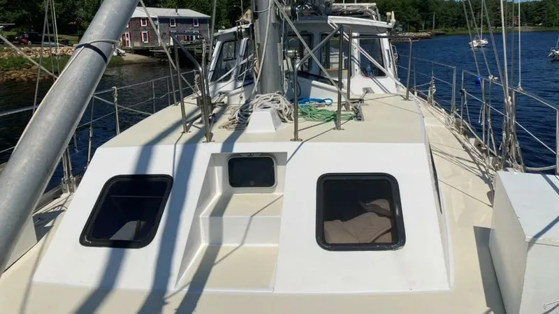 Slide: The Image of Canadian Sailcraft TDM OFFSHORE 1990 - 4899071