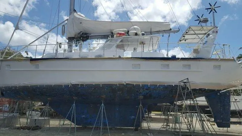 Slide: The Image of Canadian Sailcraft TDM OFFSHORE 1990 - 4257645