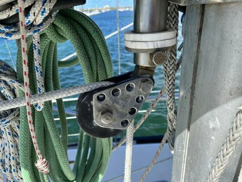 Slide: The Image of Canadian Sailcraft TDM OFFSHORE 1990 - 4257665