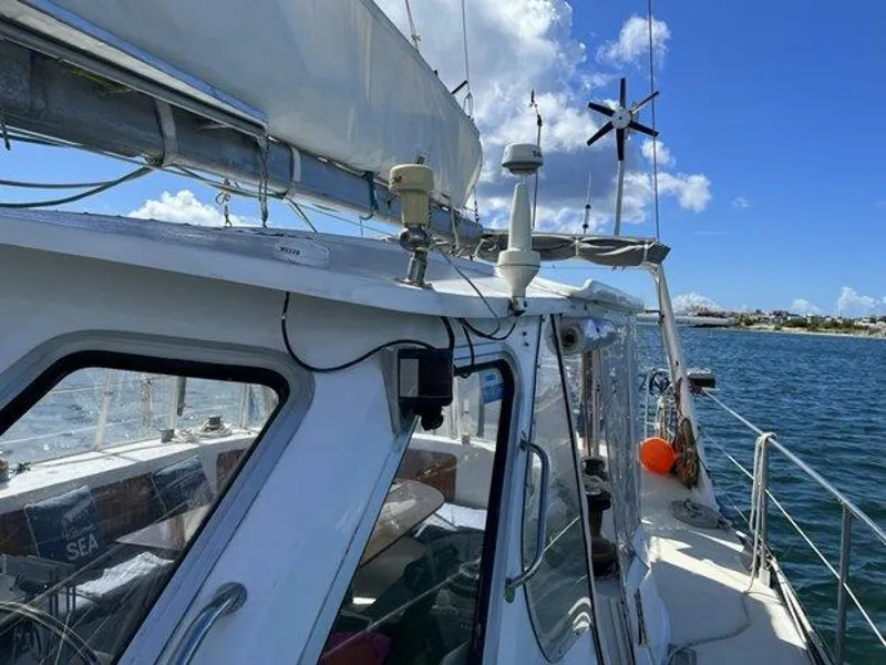 Slide: The Image of Canadian Sailcraft TDM OFFSHORE 1990 - 4257675