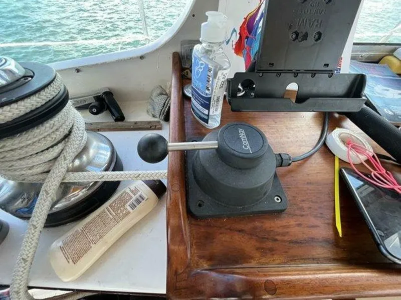 Slide: The Image of Canadian Sailcraft TDM OFFSHORE 1990 - 4257695