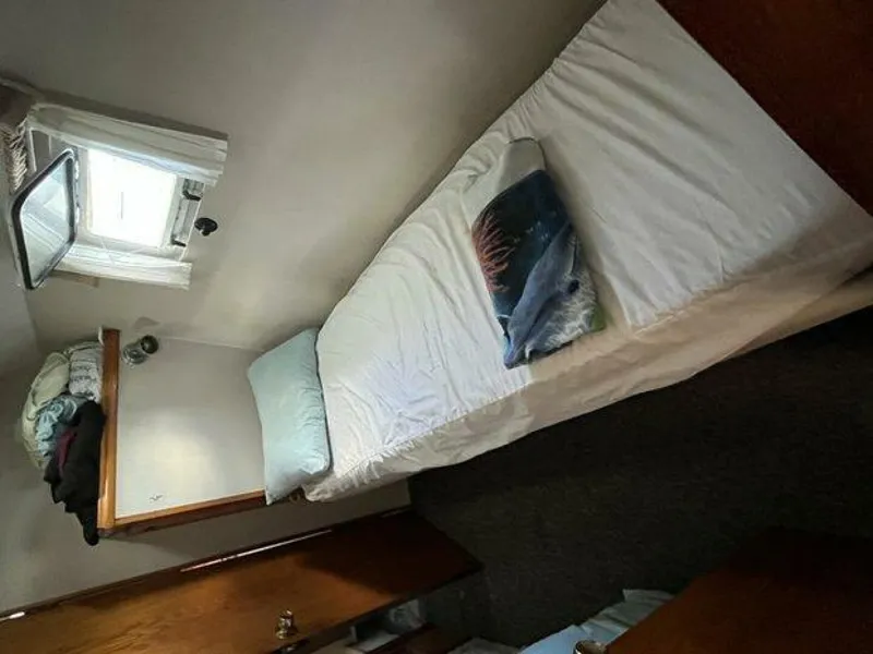 Slide: The Image of Canadian Sailcraft TDM OFFSHORE 1990 - 4257710