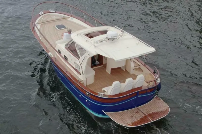 Slide: The Image of Fratelli Aprea Sorrento Cabinatto 32 2023 - 4258266