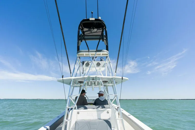 Slide: The Image of 2021 39 SeaVee 390Z - 4258860