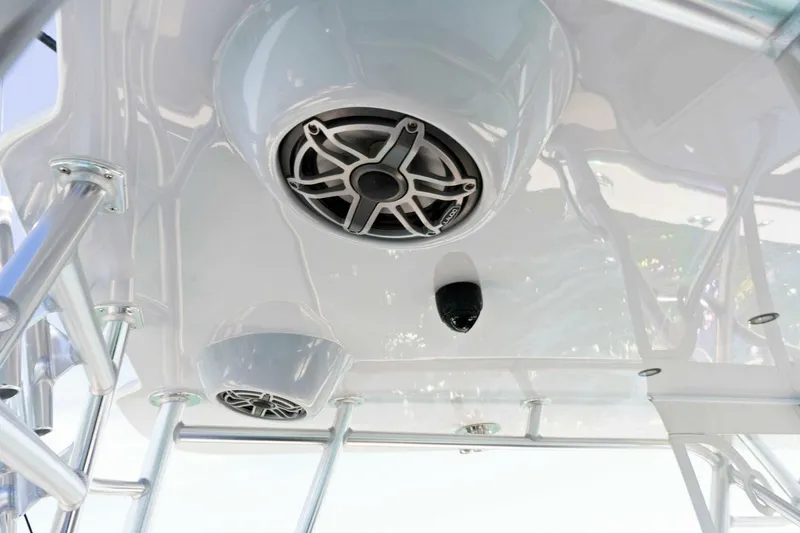 Slide: The Image of 2021 39 SeaVee 390Z - 4258875