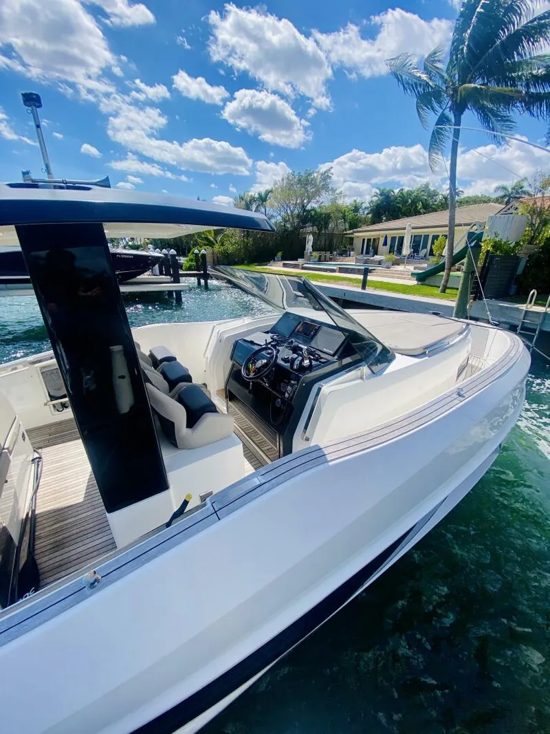 Slide: The Image of Astondoa 377 2020 - 4259677