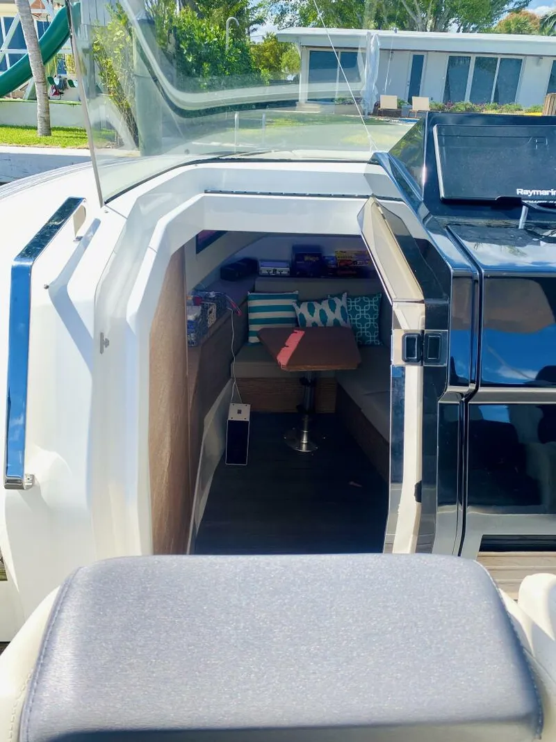 Slide: The Image of Astondoa 377 2020 - 4259710