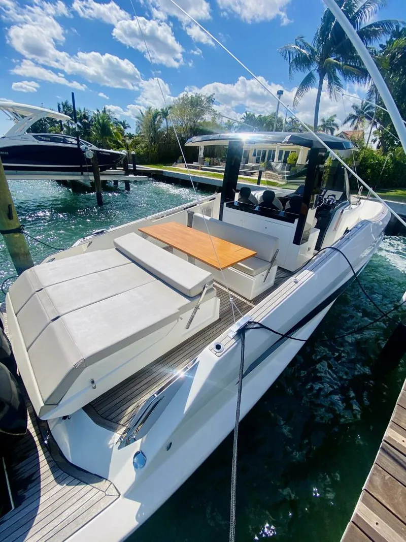 Slide: The Image of Astondoa 377 2020 - 4259680