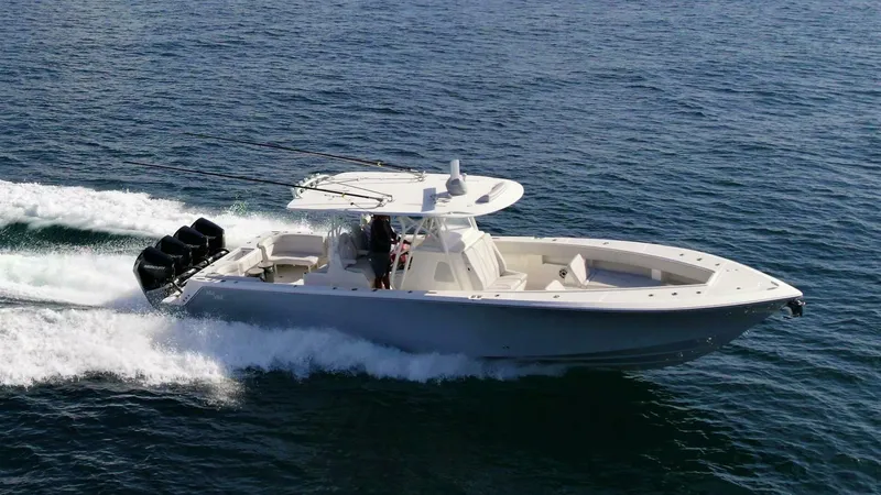 Slide: The Image of SeaVee 390z Center Console 2022 - 4260033