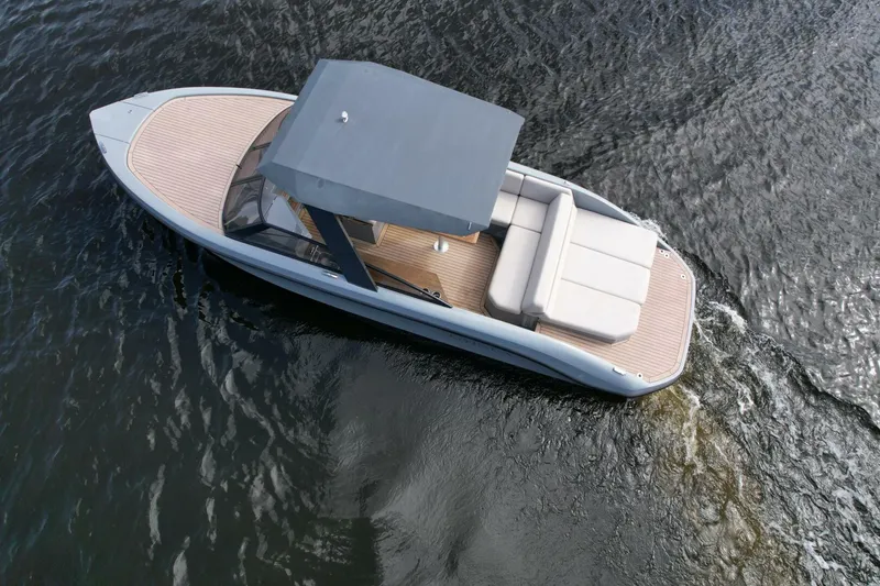 Slide: The Image of Rand Leisure 2021 - 4660205