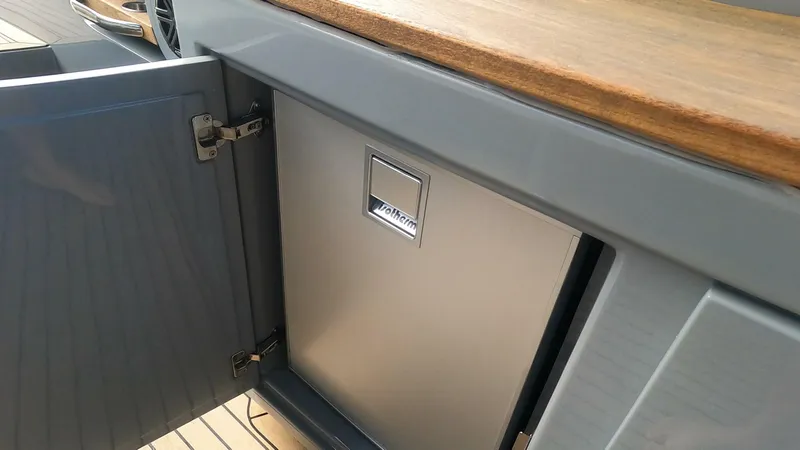 Slide: The Image of Rand Leisure 2021 - 4660245