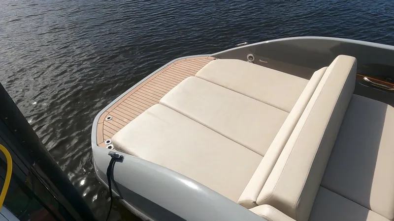 Slide: The Image of Rand Leisure 2021 - 4660266