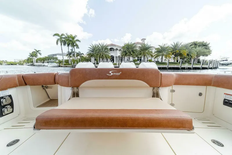 Slide: The Image of Scout 420 LXF 2020 - 4260184