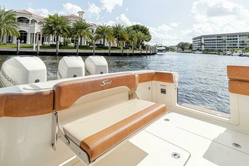 Slide: The Image of Scout 420 LXF 2020 - 4260186