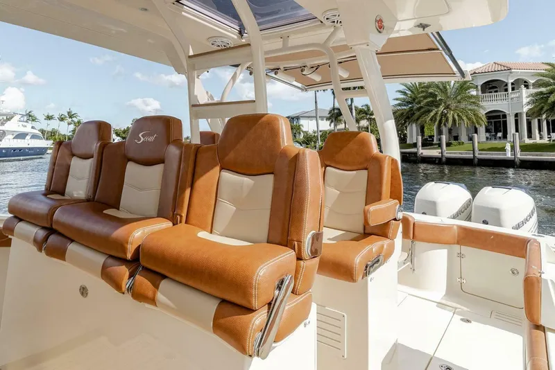 Slide: The Image of Scout 420 LXF 2020 - 4260188