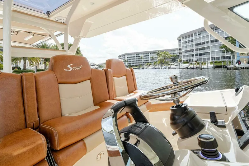 Slide: The Image of Scout 420 LXF 2020 - 4260189