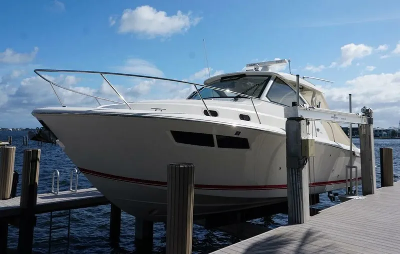 The Image of Pursuit OS 355 Offshore 2019 - 4261230