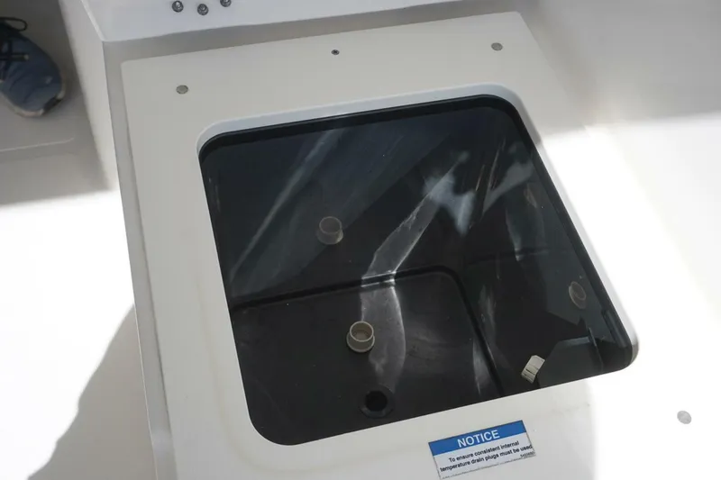 Slide: The Image of Pursuit OS 355 Offshore 2019 - 4261313