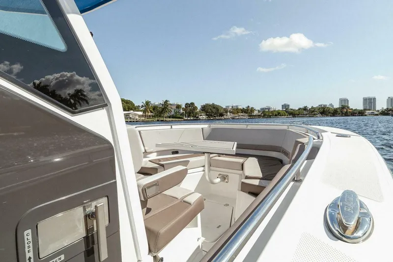 Slide: The Image of Blackfin 272 CC 2018 - 4261731