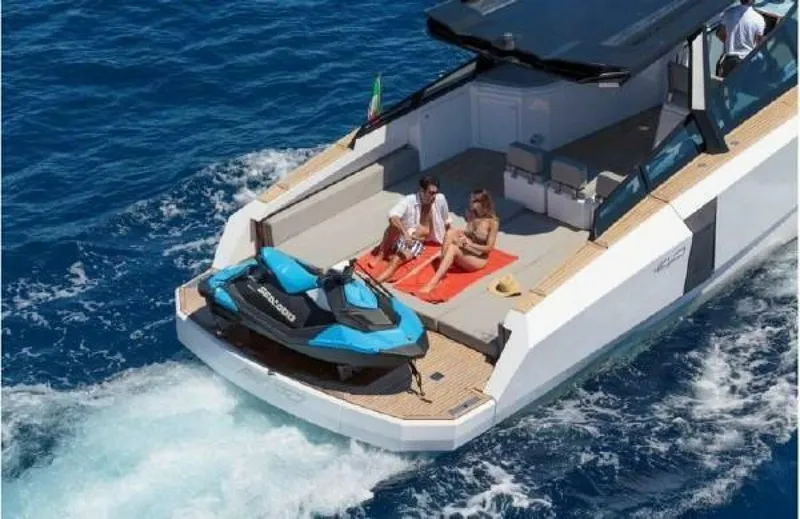 Slide: The Image of Evo 43 2017 - 4261779