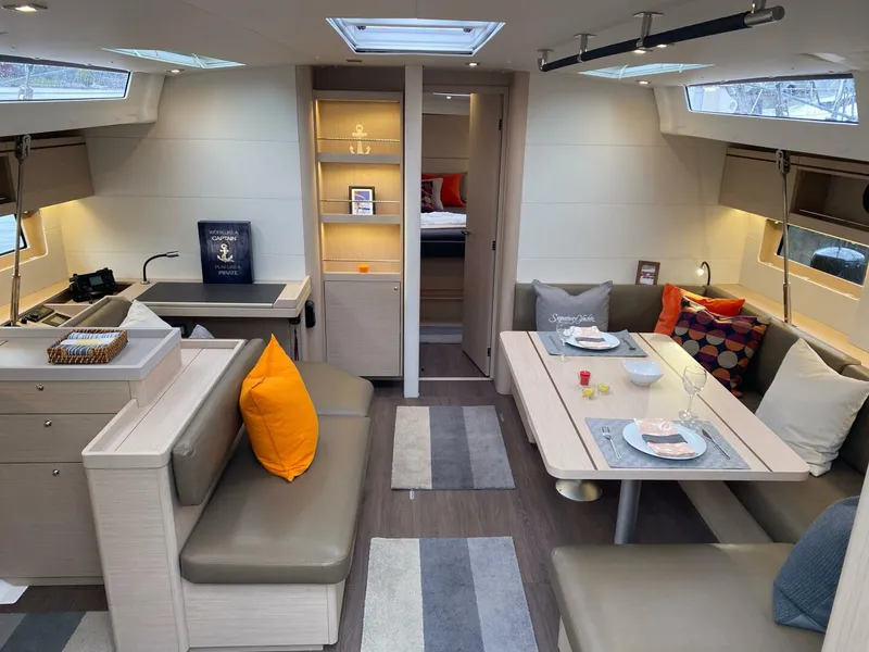 Slide: The Image of Salon - 4268999