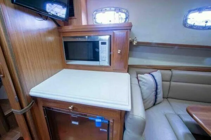 Slide: The Image of Mainship M34 Pilot 2016 - 4265597