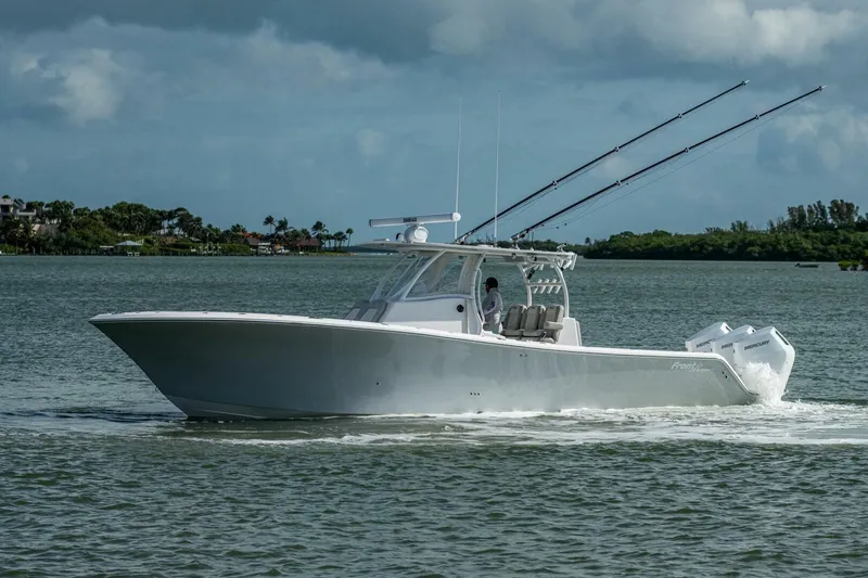 Slide: The Image of Front Runner Center Console 2021 - 4265983