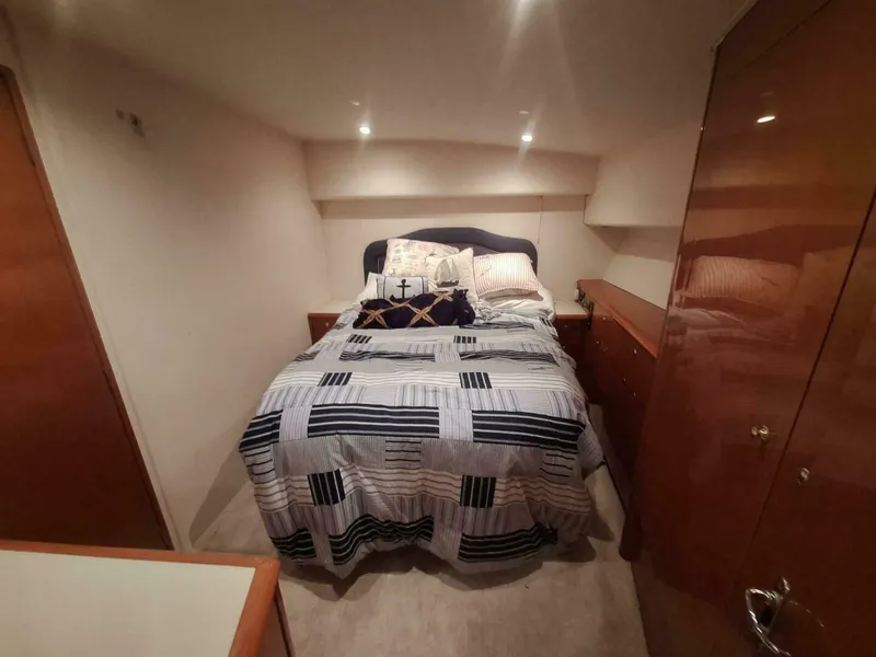 Slide: The Image of Viking 55 Convertible 2000 - 4267416