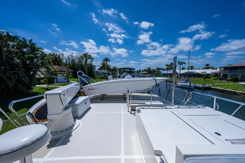 Slide: The Image of Marlow Explorer Enclosed Bridge (CB) 2013 - 4267547