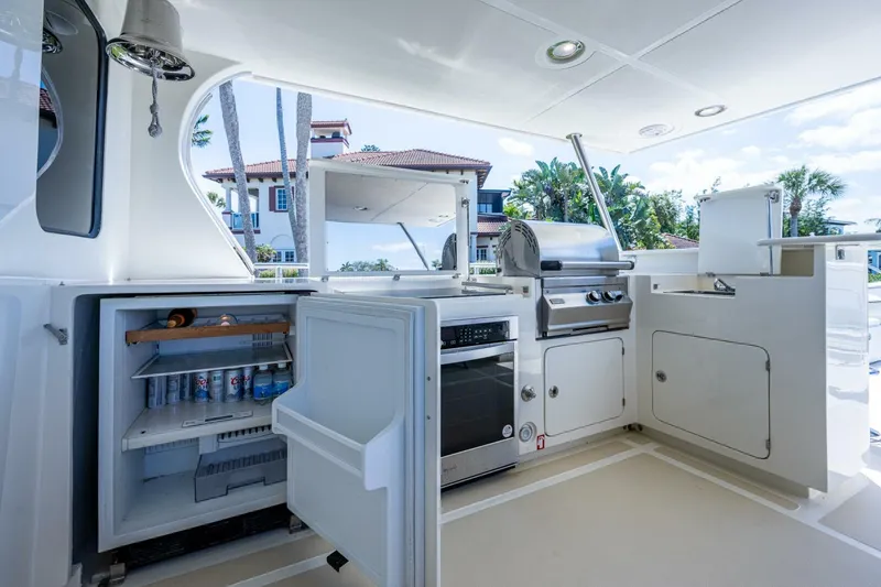 Slide: The Image of Marlow Explorer Enclosed Bridge (CB) 2013 - 4267552