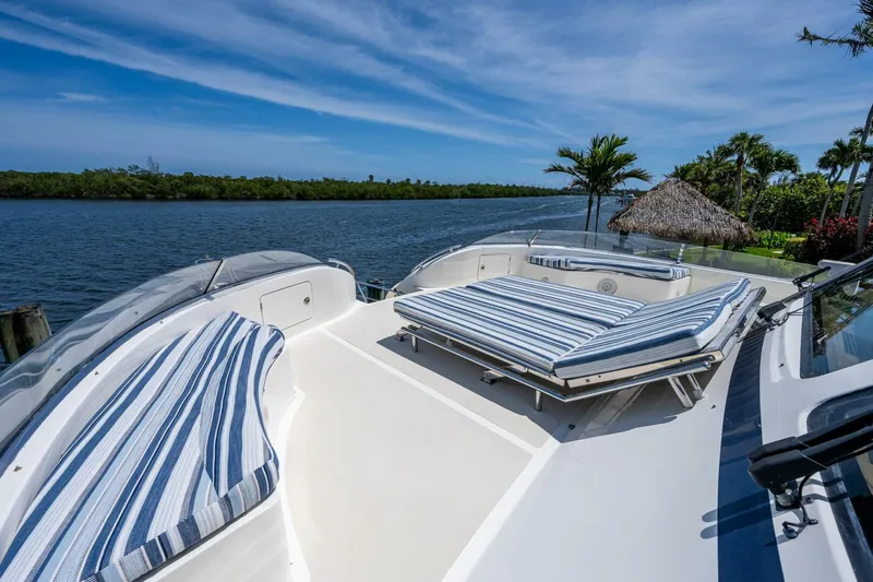 Slide: The Image of Marlow Explorer Enclosed Bridge (CB) 2013 - 4267527