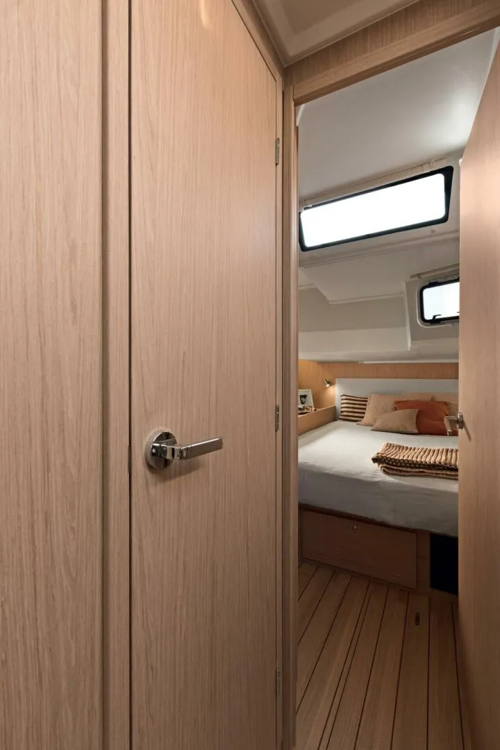 Slide: The Image of 7_BROCHURE PHOTO Aft Cabins (7) - 4268678